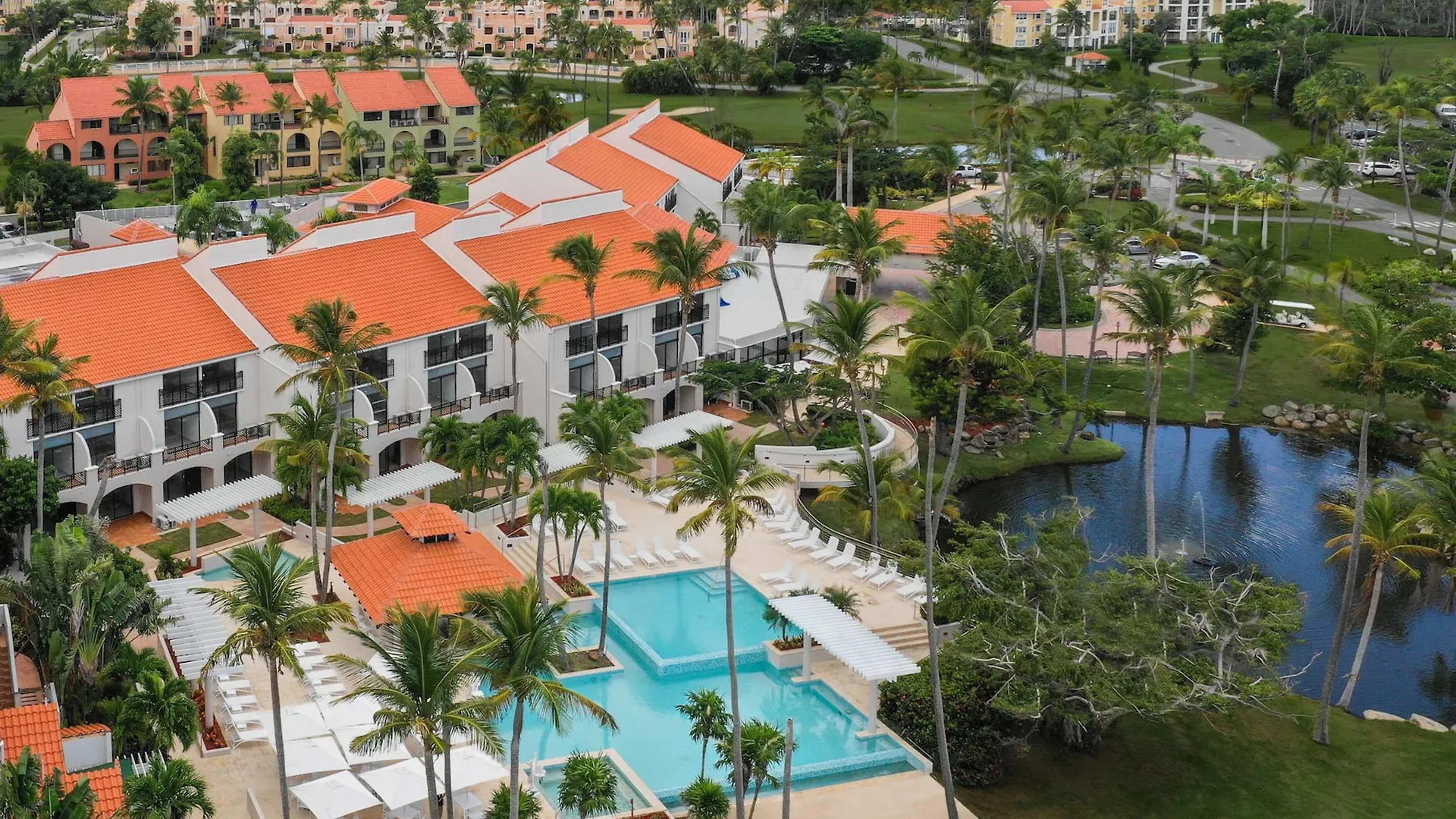Wyndham Palmas Beach And Golf Boutique Resort contacts